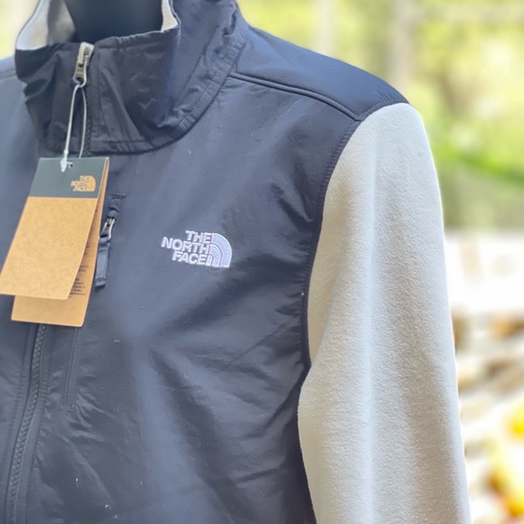 NORTH FACE WOMENS CANDESCENT PULLOVER WHITE/BLACK - Picture 4 of 8